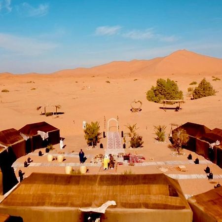 Merzouga Nomadic Luxury Camp Exterior photo