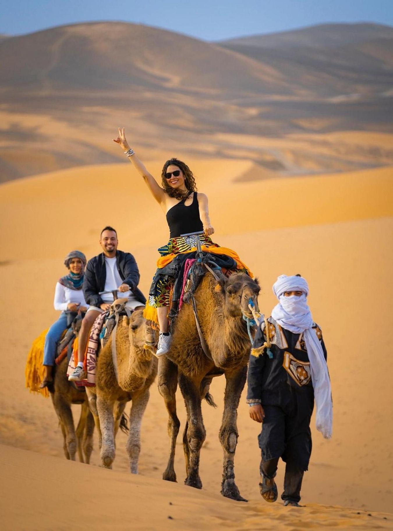 Merzouga Nomadic Luxury Camp Exterior photo
