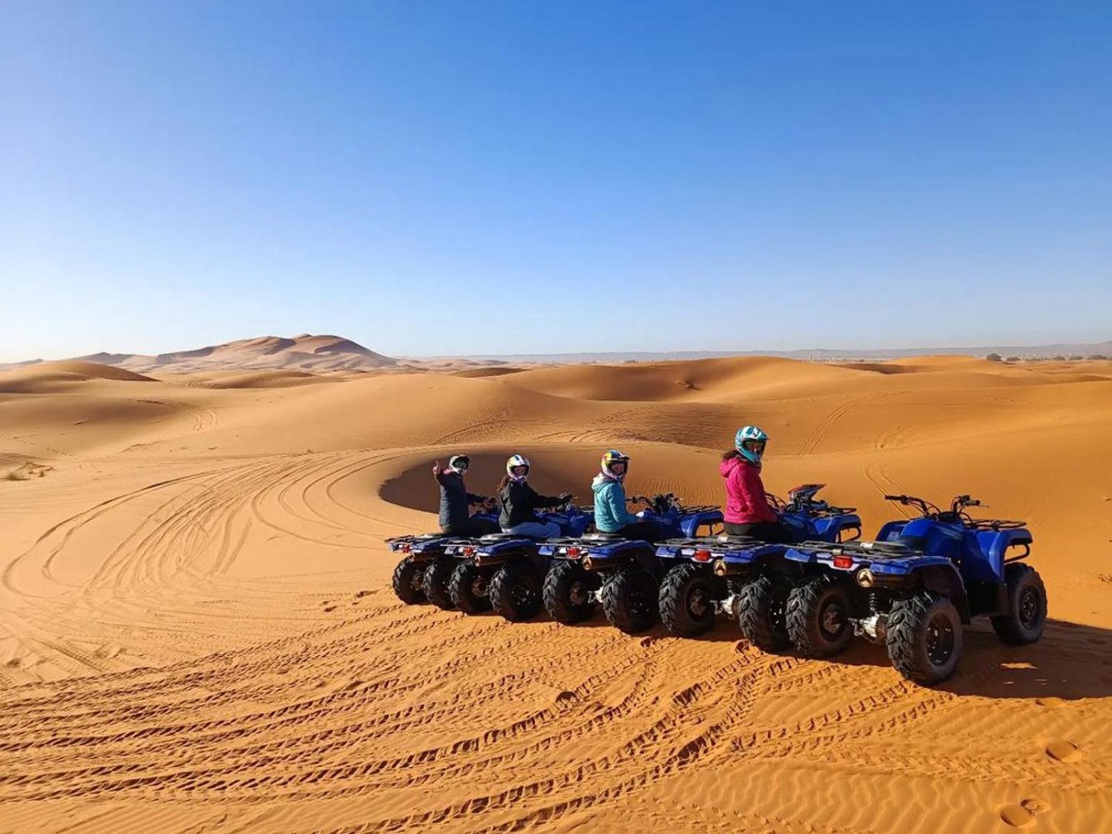 Merzouga Nomadic Luxury Camp Exterior photo