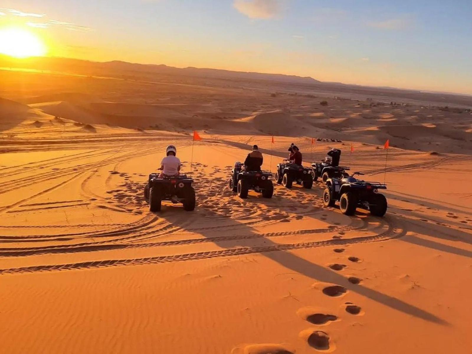 Merzouga Nomadic Luxury Camp Exterior photo